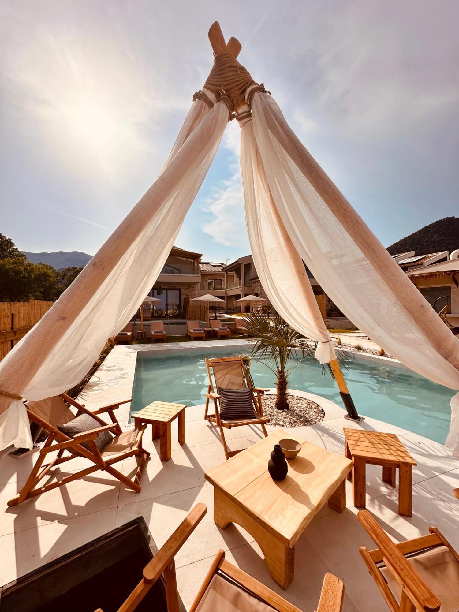 Amo Golden Suites Chrysi Ammoudia Exterior foto